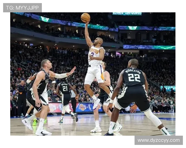 2020年NBA常规赛雄鹿队客场挑战勇士队的精彩对决回顾